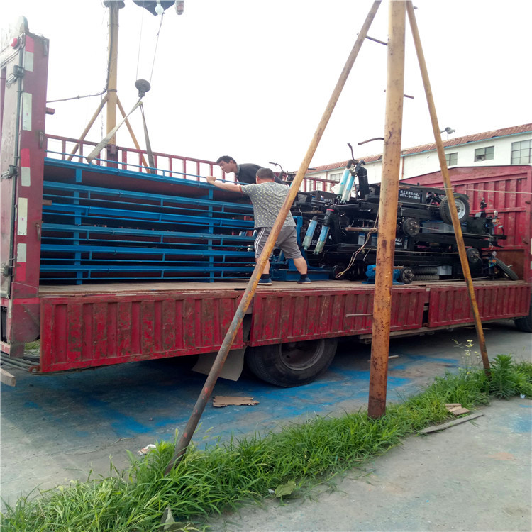 礦山三輪車發(fā)貨現場